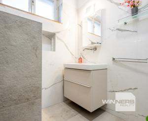 Prenájom, krásny 4-izbový byt v centre Piešťan, Sládkovičova ulica, 117 m2