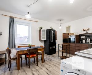 Prenájom, krásny 4-izbový byt v centre Piešťan, Sládkovičova ulica, 117 m2