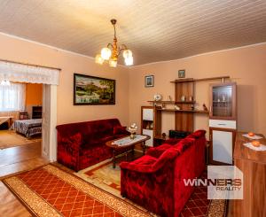 Exkluzívne na predaj zachovalá chalúpka v srdci Tokaja - ideálne víkendové sídlo.