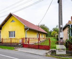 Exkluzívne na predaj zachovalá chalúpka v srdci Tokaja - ideálne víkendové sídlo.