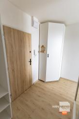 Exkluzívne Vám ponúkame na prenájom   zrekonštruovaný 1 izbový  byt na Južnom Námestí  slobody  v Humennom