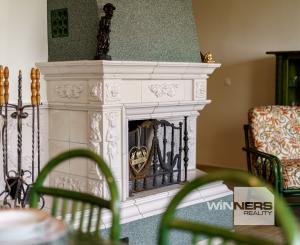 Na PREDAJ priestranný 6-izbový dom v exkluzívnej prvej línii na Slnečných jazerách – JUH