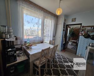 Exkluzívne na predaj veľký slnečný 3-izbový byt s balkónom v Poprade na sídlisku Nový juh, ul. Jesenná