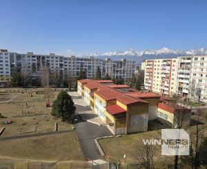 Exkluzívne na predaj veľký slnečný 3-izbový byt s balkónom v Poprade na sídlisku Nový juh, ul. Jesenná