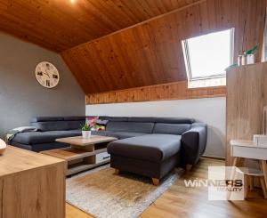 REZERVOVANÉ - Exkluzívne na predaj 3-izbový rodinný dom po kompletnej rekonštrukcii v obci Banská Belá, okres Banská Štiavnica