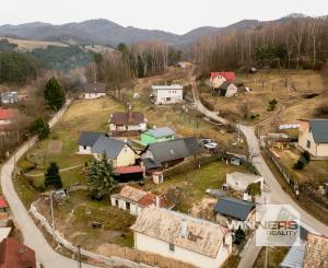 REZERVOVANÉ - Exkluzívne na predaj 3-izbový rodinný dom po kompletnej rekonštrukcii v obci Banská Belá, okres Banská Štiavnica