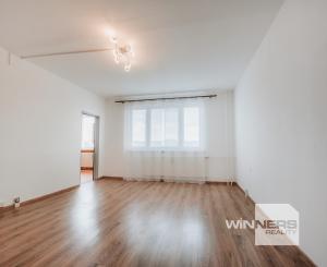 Exkluzívne ponúkame na PRENÁJOM 4 izbový byt na ulici Jána Švermu 6, v Bardejove.