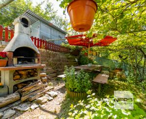 Ponúkame Vám na predaj chatu so záhradou na Bukovci