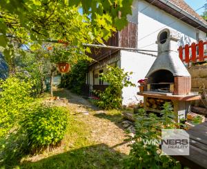 Ponúkame Vám na predaj chatu so záhradou na Bukovci