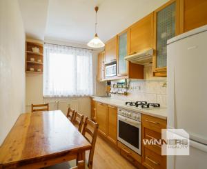 NA PREDAJ 3-izbový klimatizovaný byt 79,34m2 v obľúbenej lokalite s výbornou dostupnosťou, ul. Tehelná