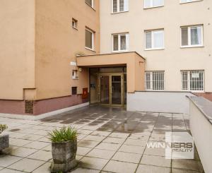 NA PREDAJ 3-izbový klimatizovaný byt 79,34m2 v obľúbenej lokalite s výbornou dostupnosťou, ul. Tehelná