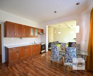 PREDAJ, 1,5-IZBOVÝ BYT 51 m², HLOHOVEC – SIHOŤ