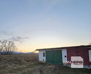 Exkluzívne na predaj garáž v Poprade, časť sídlisko Západ na  (za novou bytovkou Ursus)