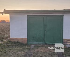 Exkluzívne na predaj garáž v Poprade, časť sídlisko Západ na  (za novou bytovkou Ursus)