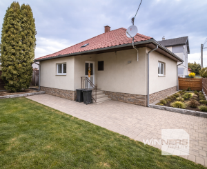 Na predaj tehlový • 4i RD v slepej ulici • Valaliky