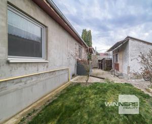 Na predaj tehlový • 4i RD v slepej ulici • Valaliky