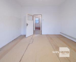 Na predaj tehlový • 4i RD v slepej ulici • Valaliky