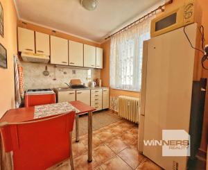 Ponúkame na prenájom 1-izbový byt na Alvinczyho ulici, Košice – Staré mesto.