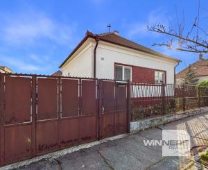 Rodinný dom s investičným potenciálom, 507 m² pozemok, Ružinov – Prievoz (Farebná ulica)