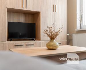 Na predaj štýlová, kompletne zrekonštruovaná garsónka – ideálna investícia aj štartovacie bývanie