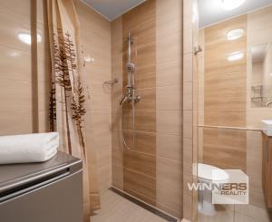 Na predaj štýlová, kompletne zrekonštruovaná garsónka – ideálna investícia aj štartovacie bývanie