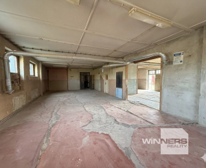 Priemyselný areál s potenciálom v Hanušovciach nad Topľou na predaj