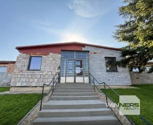 Priemyselný areál s potenciálom v Hanušovciach nad Topľou na predaj