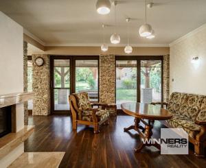 Na prenájom krásny 6-izbový rodinný dom v meste Vrbové, s priestranným  pozemkom 2167 m2, Piešťany