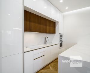 Luxusný 3-izb. byt  s atraktívnym výhľadom na Modrý kostolík