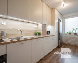 NA PREDAJ 3-izbový byt 74 m2 po kompletnej rekonštrukcií s loggiou, ul. Gessayova