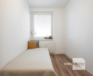 NA PREDAJ 3-izbový byt 74 m2 po kompletnej rekonštrukcií s loggiou, ul. Gessayova