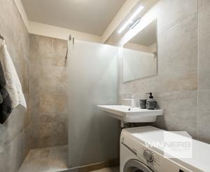 NA PREDAJ 3-izbový byt 74 m2 po kompletnej rekonštrukcií s loggiou, ul. Gessayova