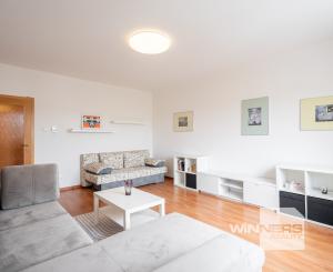 Prenájom, krásny 2-izbový byt v centre Piešťan, Kollárova ulica, 77 m2