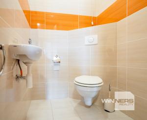 Prenájom, krásny 2-izbový byt v centre Piešťan, Kollárova ulica, 77 m2