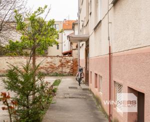 Prenájom, krásny 2-izbový byt v centre Piešťan, Kollárova ulica, 77 m2