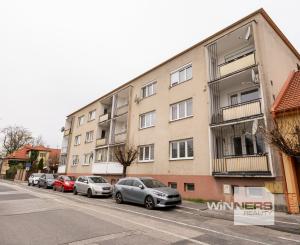 Prenájom, krásny 2-izbový byt v centre Piešťan, Kollárova ulica, 77 m2