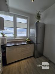 Exkluzívne na predaj 3-izbový byt s balkónom v Poprade na  starom Juhu, ulica Tomášikova