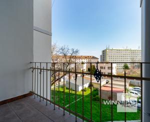 Tehlový 3 izbový byt 92 m2 po novej kompletnej rekonštrukcii s balkónom v centre mesta na ul. Palackého v Košiciach.
