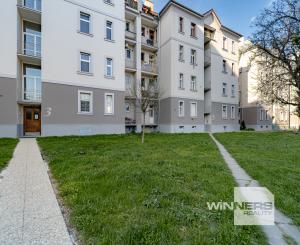 Tehlový 3 izbový byt 92 m2 po novej kompletnej rekonštrukcii s balkónom v centre mesta na ul. Palackého v Košiciach.