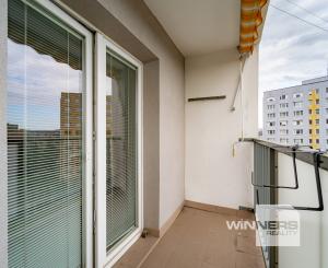 REZERVOVANÉ - 3 izbový byt po čiastočnej rekonštrukcii s loggiou v širšom centre mesta na ul. Tatranská v Košiciach.