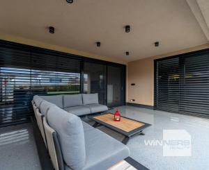 REZERVOVANÉ- Nadštandardný bungalov s pozemkom 660 m2 v obci Sady nad Torysou - Byster len 5km od mesta Košice