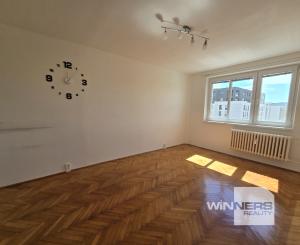 Exkluzívna ponuka! Ponúkam na prenájom 2.-izbový byt s balkónom v Poprade časť Západ ul. 29. Augusta