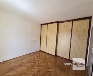 Exkluzívna ponuka! Ponúkam na prenájom 2.-izbový byt s balkónom v Poprade časť Západ ul. 29. Augusta