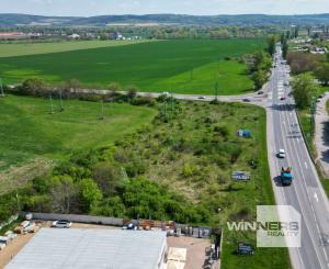 PREDAJ, INVESTIČNÝ POZEMOK 1 440 m², LEOPOLDOV, ŤAH D1 → HLOHOVEC