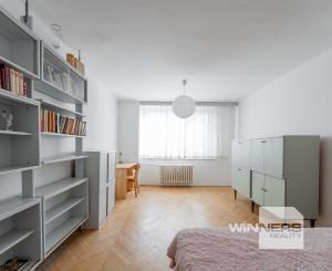 Na prenájom priestranný 2,5-izbový byt s loggiou – Južná trieda, Košice (Juh)