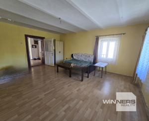 Exkluzívna ponuka! Ponúkam na predaj  menší rodinný dom v obci Vlachovo okres Rožňava