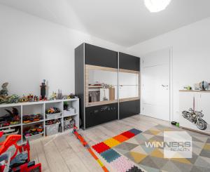 Ponúkam Vám priestranný 3i byt na Novej terase