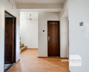 NA PREDAJ | Rodinný dom s potenciálom v obci Podhorie, okres Banská Štiavnica