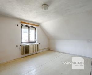 NA PREDAJ | Rodinný dom s potenciálom v obci Podhorie, okres Banská Štiavnica