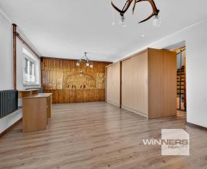Na predaj rodinný dom s garážou, pozemok 817 m2, Hornoulická ulica, Bojnice